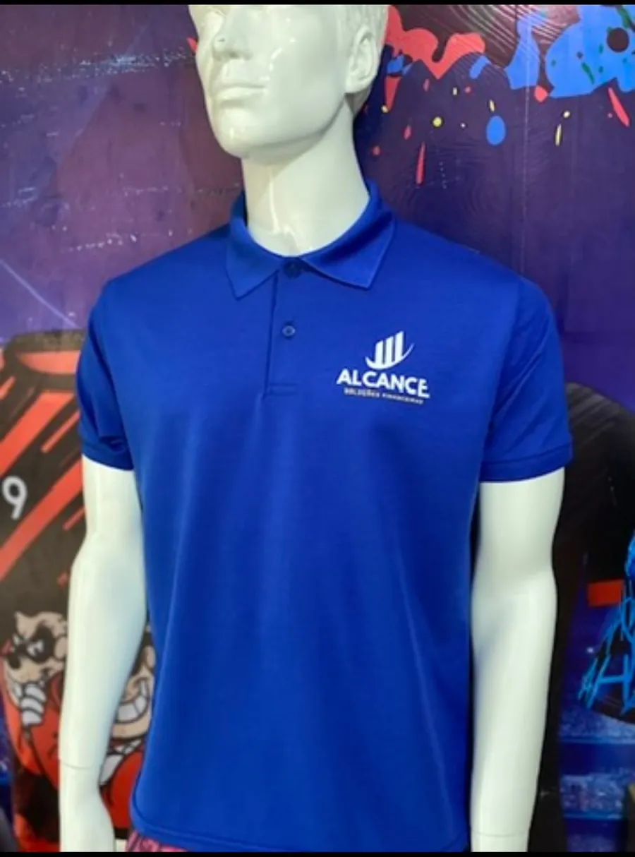 Camisa polo azul royal com logo de empresa